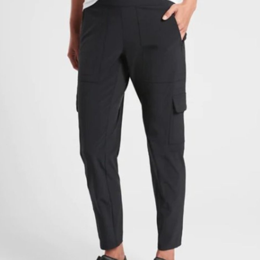 Athleta Black Chelsea Cargo Pant - 8